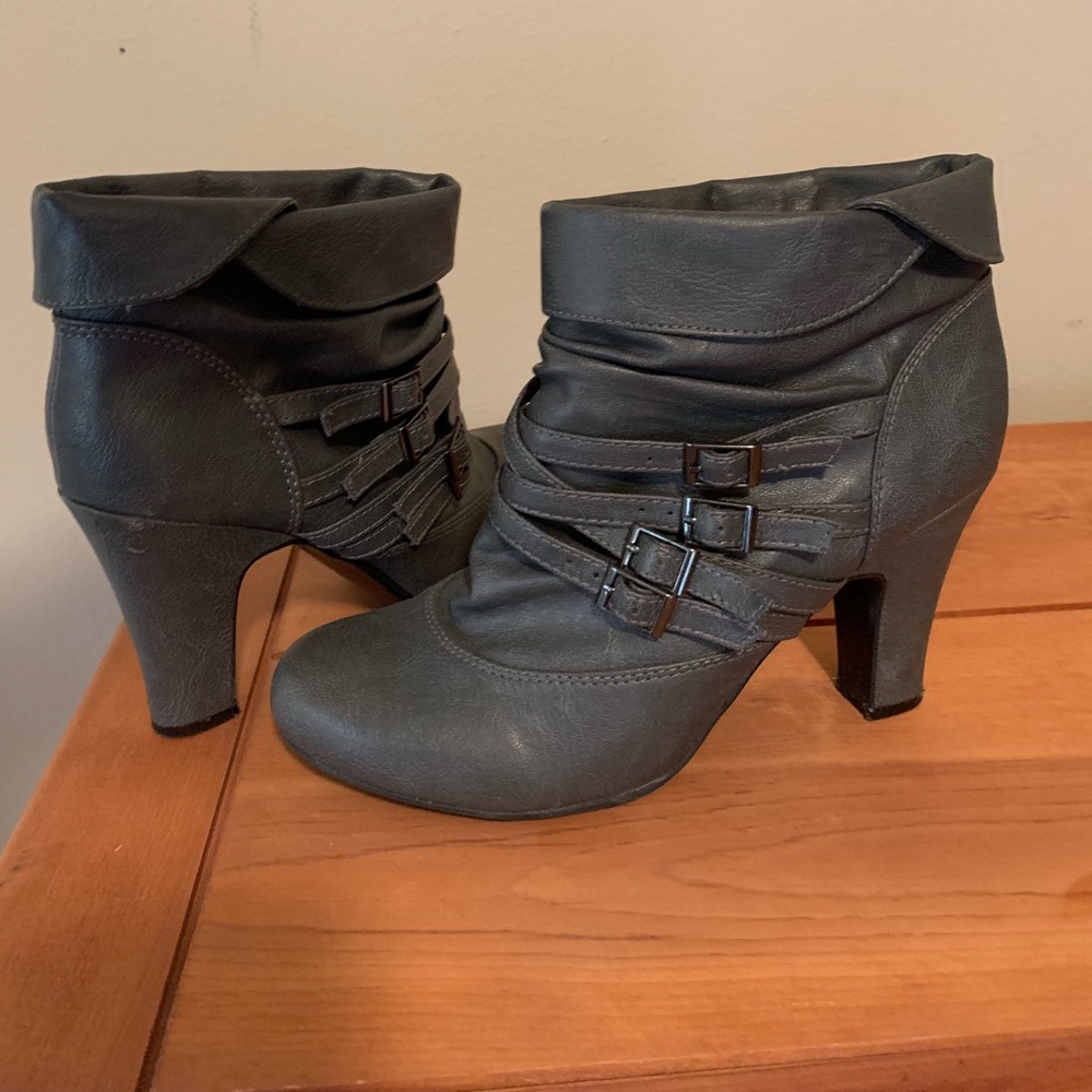 Women’s boots